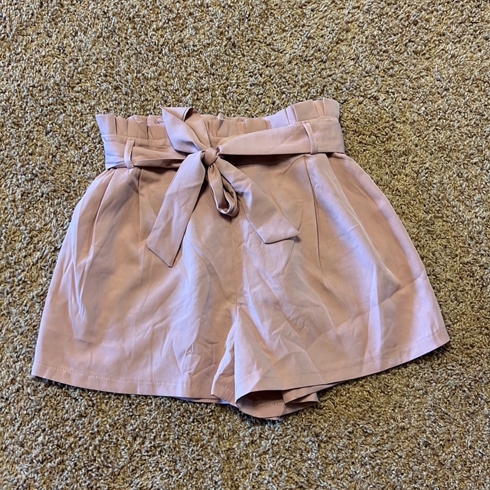 Women’s shorts. Can’t find a tag but probably a small